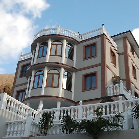 Mamzyshkha Guest House 加格拉 外观 照片